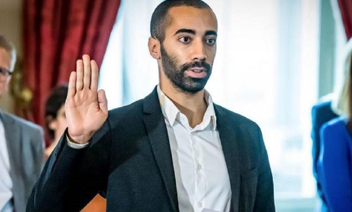 ابن مهاجر عراقي يصبح وزيراً في بلجيكا ليقرر ترحيل لاجئين بينهم أبناء بلده! تعهد بأن يكون حازماً