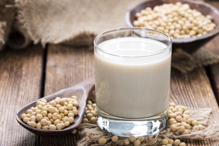 iStock/ حليب الصويا