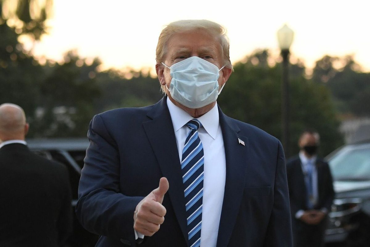 لماذا يضيف علاج ترامب بمركّب “الديكساميثازون” المزيد من الإرباك حول حالته الصحية؟