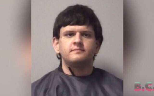 إليك ما نعرفه عن المراهق الذي خطط لاغتيال بايدن وماذا وجدوا بسيارته