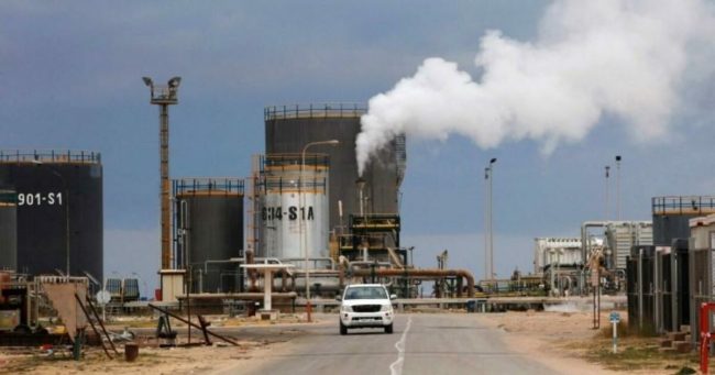 ليبيا تستأنف استكشاف النفط والغاز.. رفعت حالة “القوة القاهرة” ودعت الشركات العالمية لاستعادة أعمالها