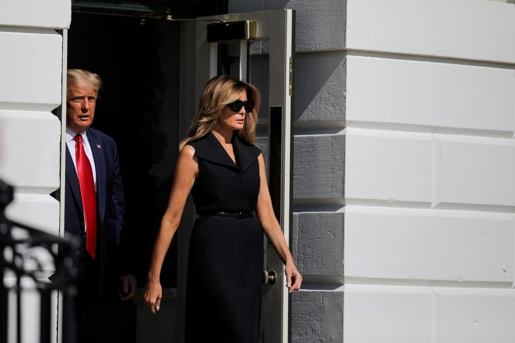 ميلانيا ترامب وسالة وداع من ميلانيا ترامب