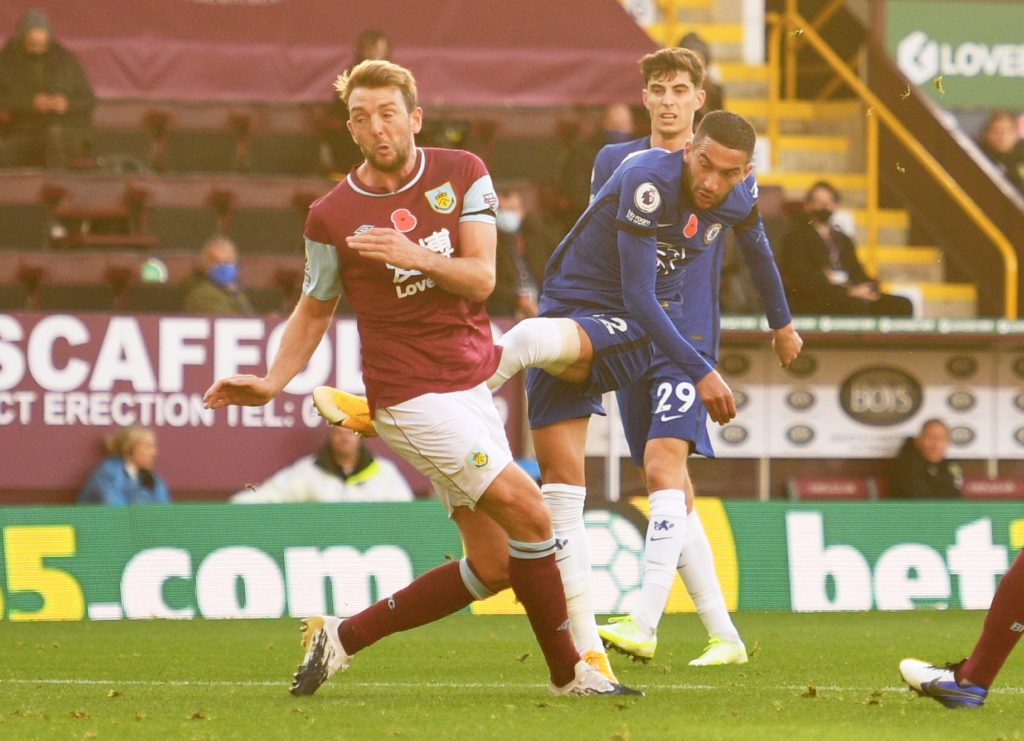 حكيم زياش نجم تشيلسي (رويترز)