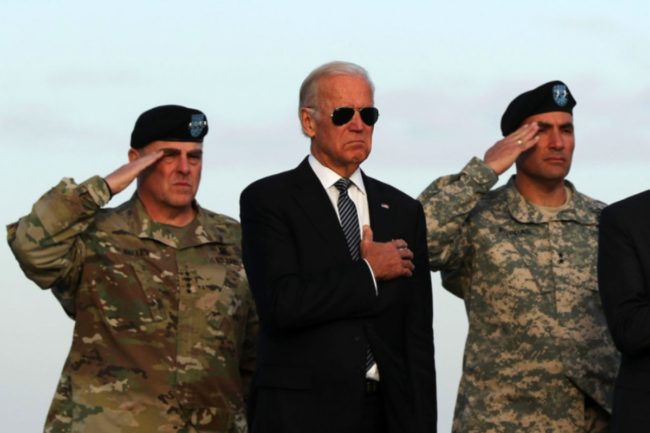 رغم وعوده المتكررة بذلك.. لماذا سيفشل بايدن في إنهاء حروب أمريكا “طويلة الأمد”؟