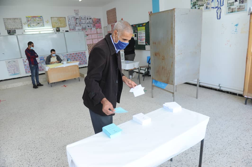 الاستفتاء الدستوري في الجزائر (خاص)