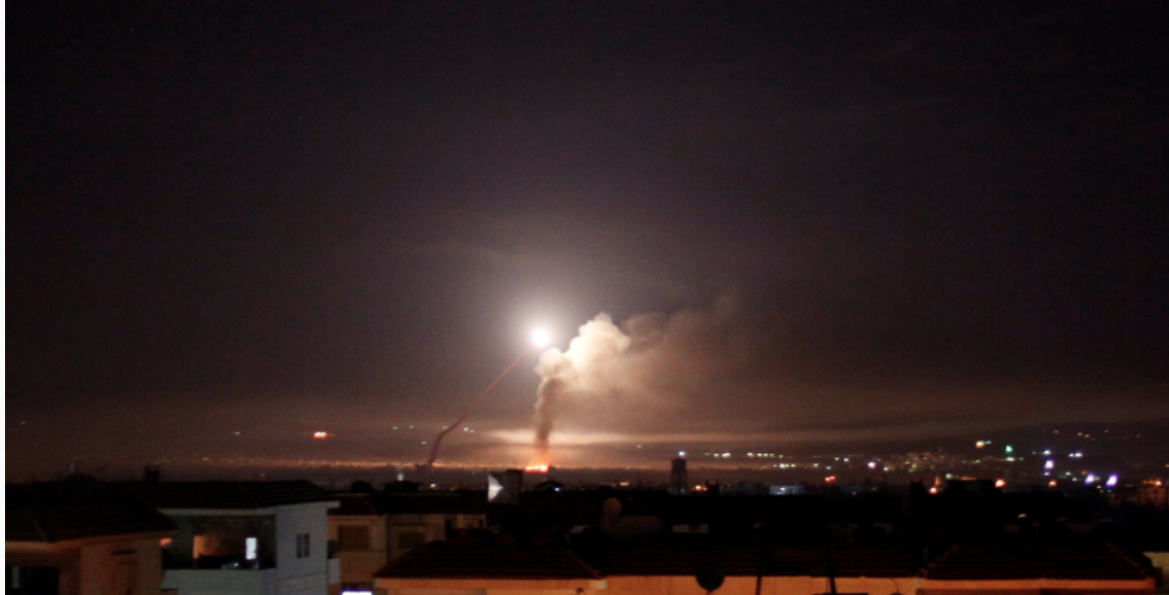 قتلى لقوات الأسد بقصف إسرائيلي.. تل أبيب تضرب مواقع للنظام وإيران جنوب سوريا