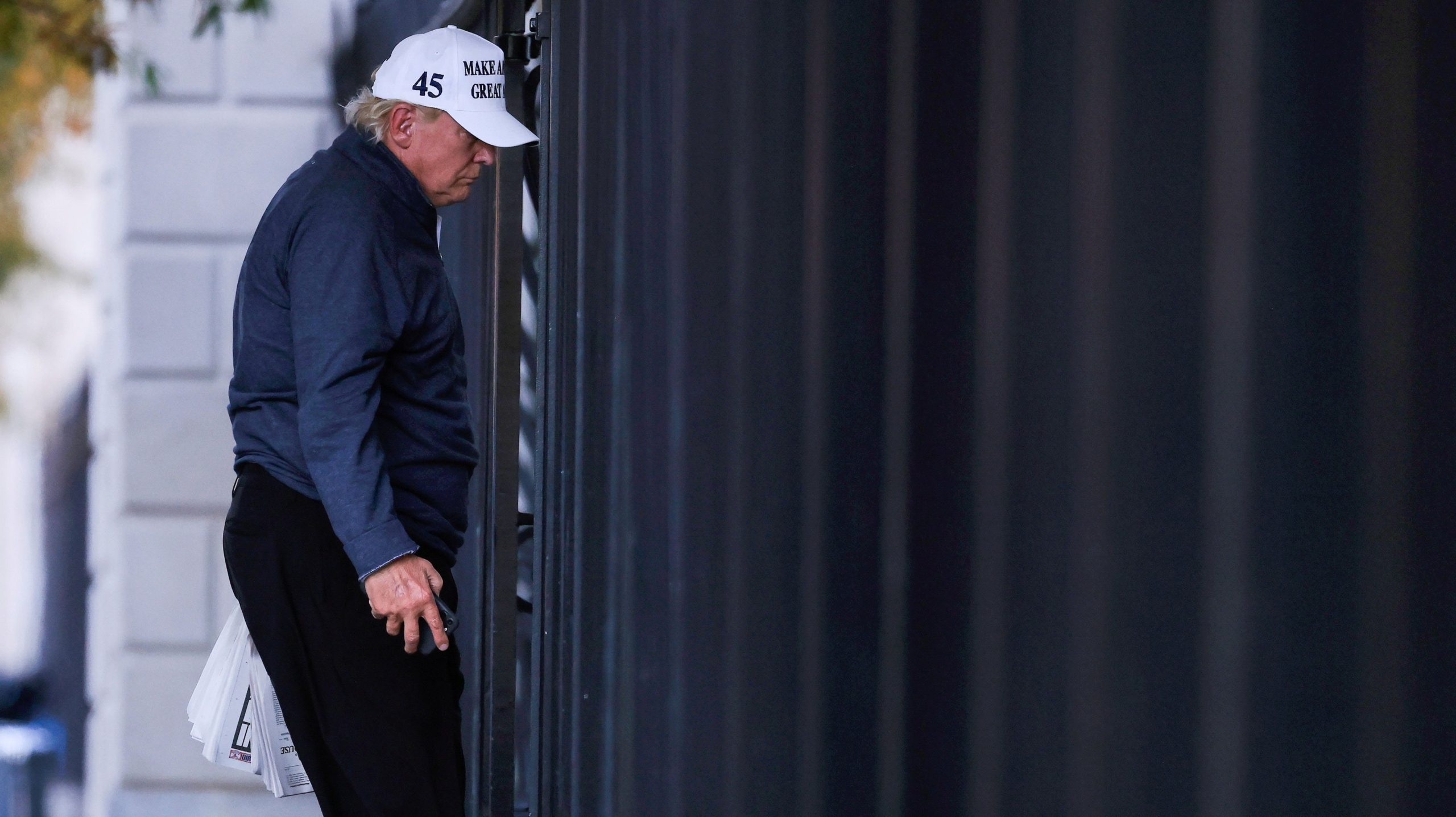 صحفية رافقت ترامب في يومه المشؤوم تكشف ما رأته عند الإعلان عن هزيمته