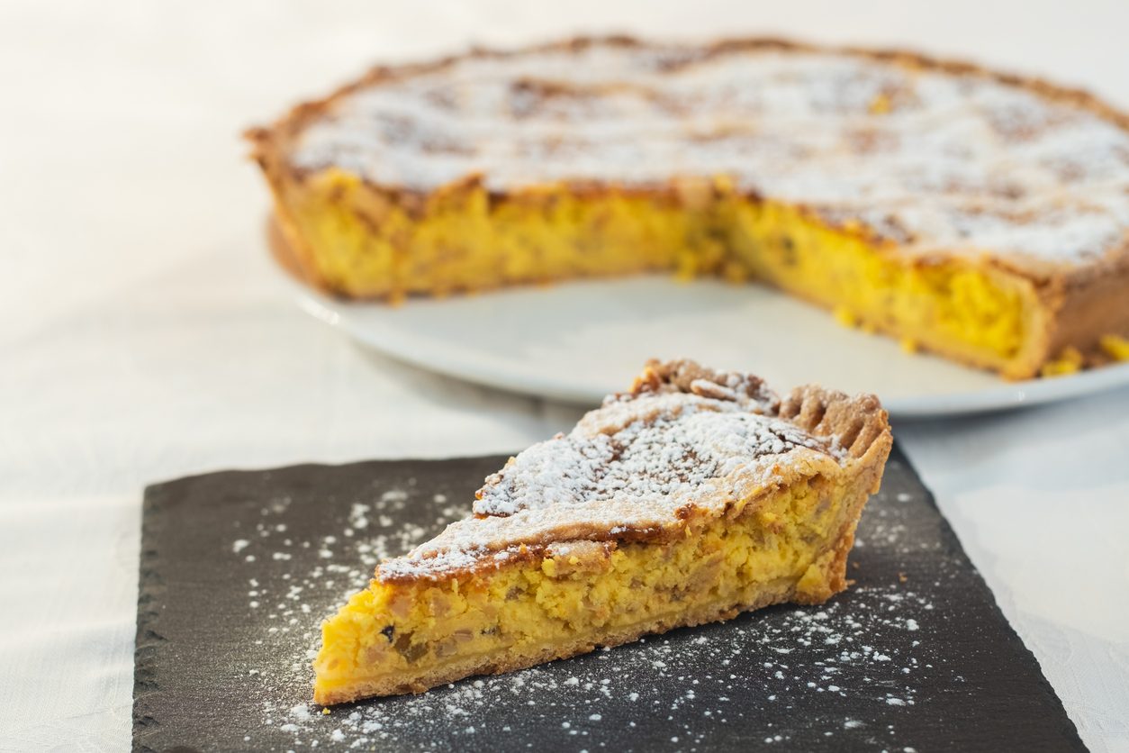 iStock/ كعكة باستيرا نابوليتانا