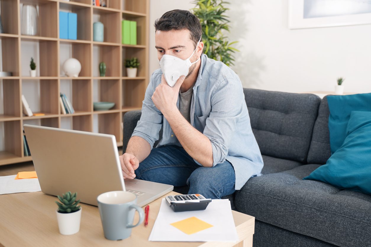 تخاف الخروج من المنزل واستعادة حياة ما قبل الجائحة؟ إنها "متلازمة الكوخ"!