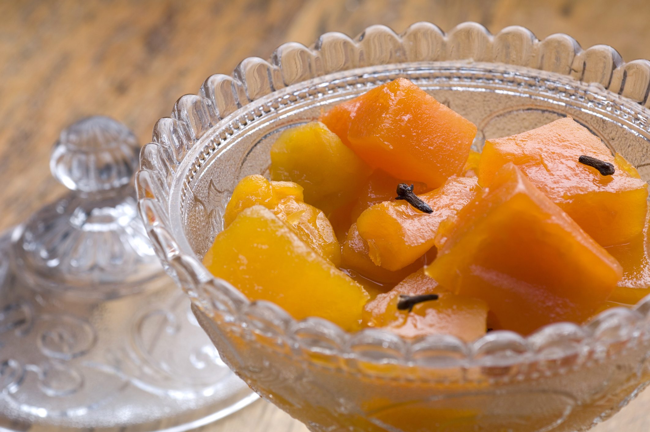 يحتاج إلى بعض الوقت لكن النتيجة تستحق العناء.. هكذا نحضر مربى القرع منزلياً