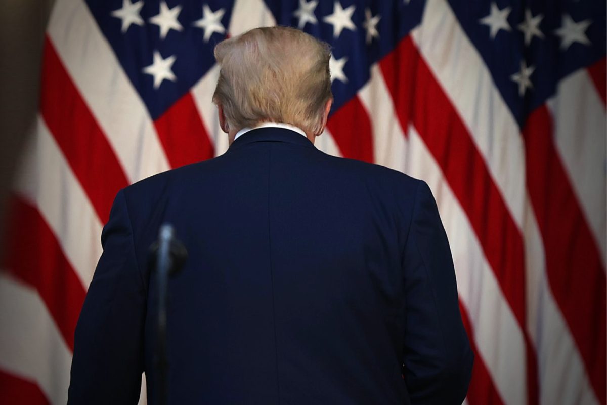 هدوء ترامب المريب الذي يسبق العاصفة.. هل يفاجئ العالم ويشن ضربة عسكرية ضد إيران قبل رحيله؟