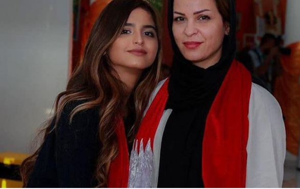 حلا الترك منى السابر