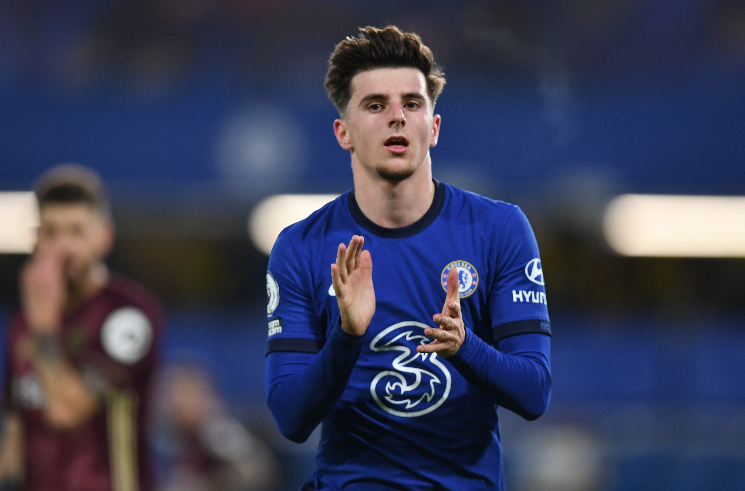 ماسون مونت أحد أفضل 5 لاعبين شباب في الدوري الإنجليزي (رويترز)