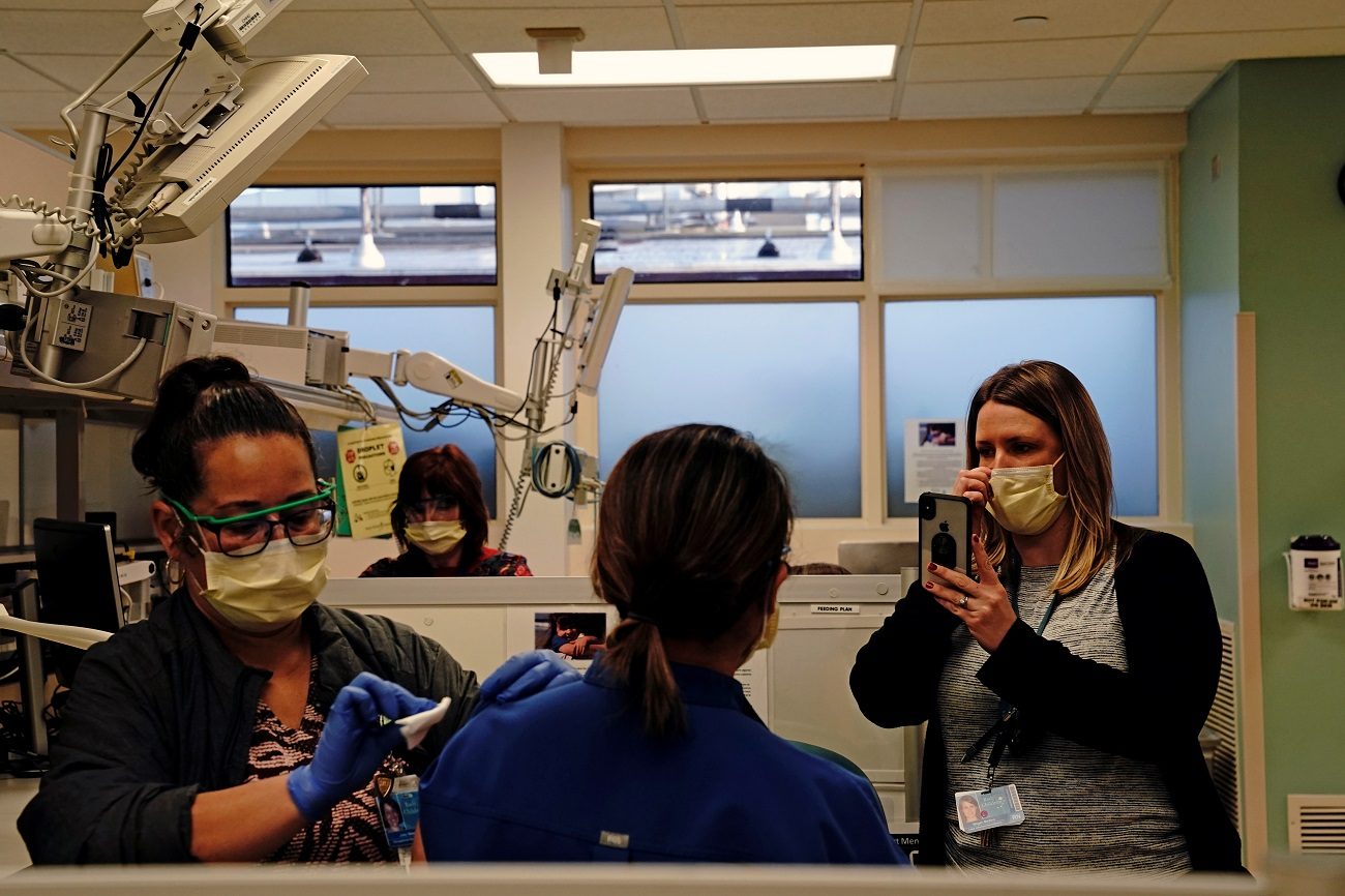 لقاح كورونا اوروبا المهاجرين غير الشرعيين