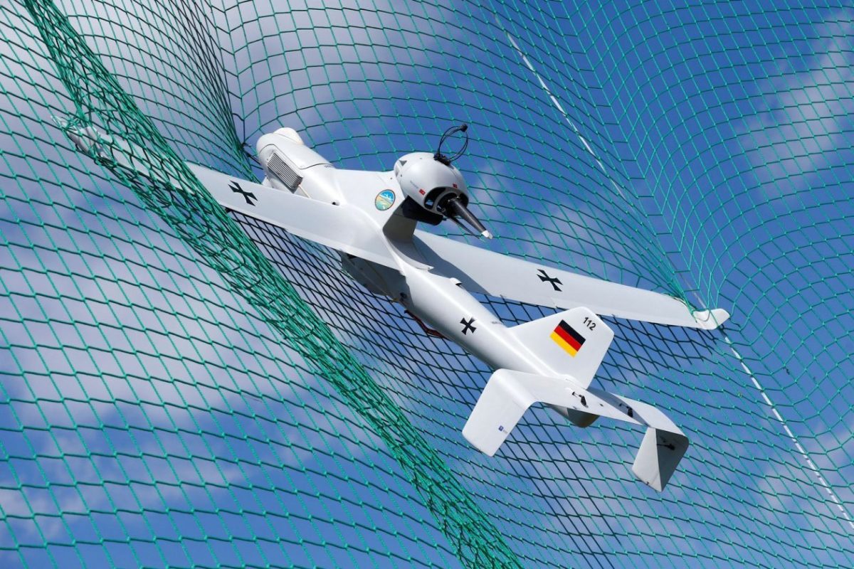 تستولي عليها وتخترقها دون إتلافها.. روسيا تبتكر شبكة لاصطياد الطائرات المسيّرة المعادية