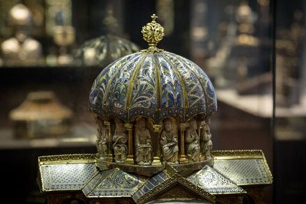 نزاع تاريخي على أعمال فنية نازية يشتعل من جديد.. محكمة أمريكية تنظر قضية تعود لفترة العصور الوسطى