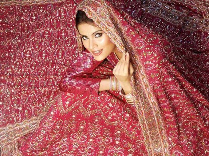 الشرطة تعثر على الممثلة الهندية أريا بانيرجي مقتولة