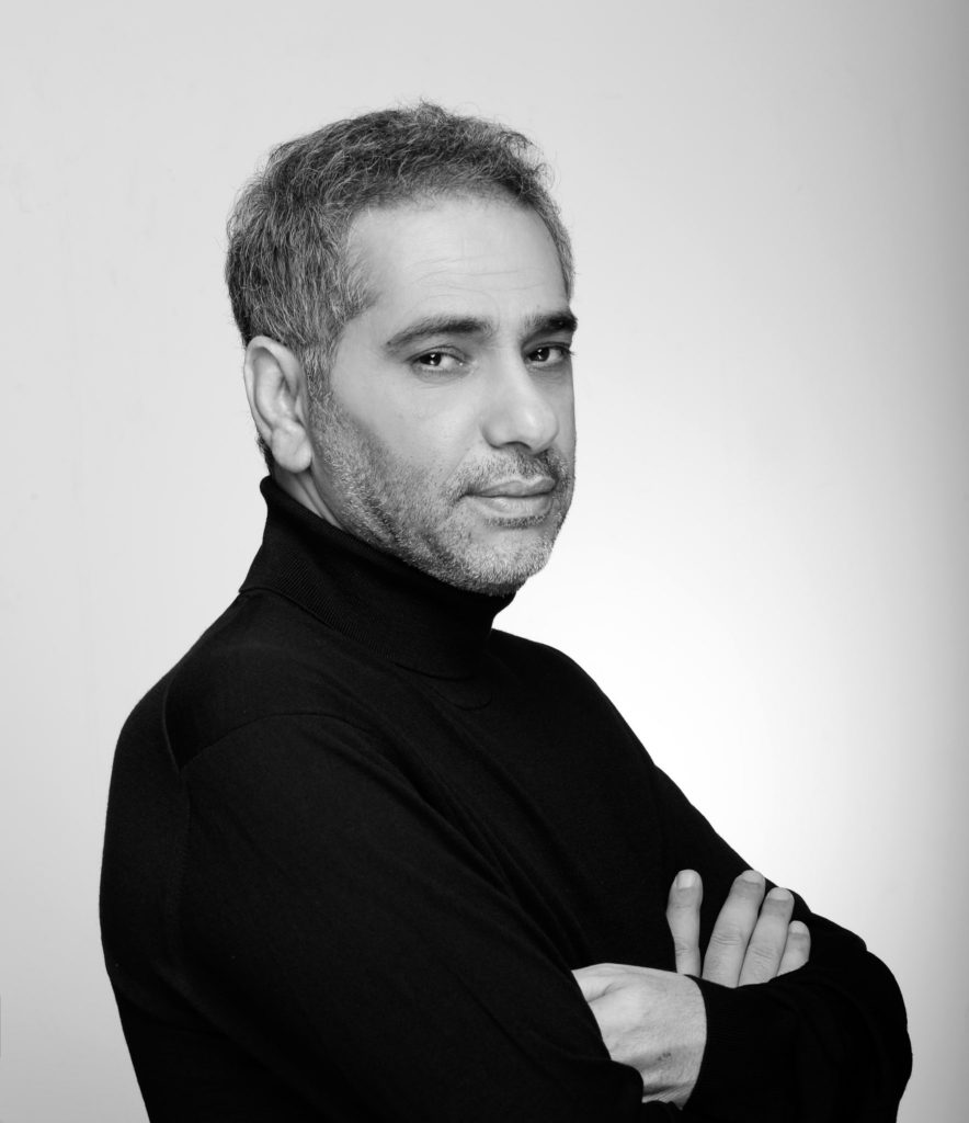 سجن الفنان فضل شاكر 22 عاماً