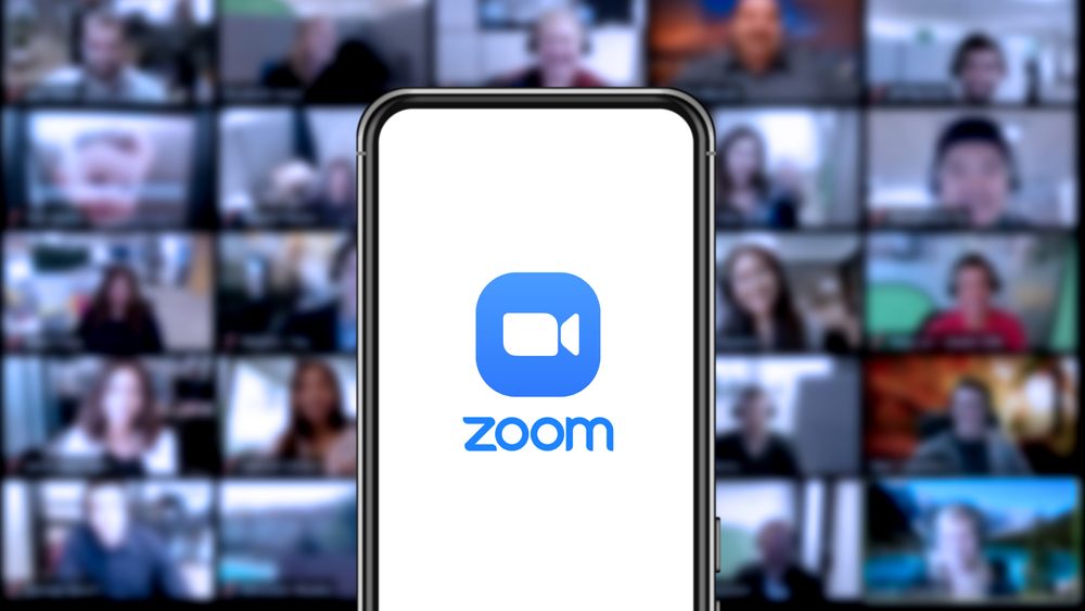 Shutterstock/ تطبيق Zoom