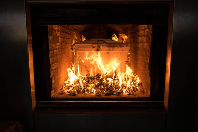 عائلة ثري صيني ترتكب جريمة قتل لمنع حرق جثمان ابنها.. اختطفت رجلاً آخر يحمل الاسم نفسه