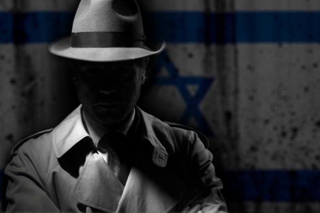 إيران تستخدم هوية سيدة لتجنيد عملاء بتل أبيب.. الشاباك: آلاف الإسرائيليين انضموا لصفحتها على فيسبوك