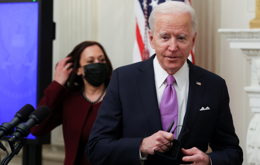 بايدن يختار 11 يهودياً لشغل مناصب عليا في إدارته الجديدة.. يتقدمهم وزير الخارجية ومسؤولون بالاستخبارات (صور)