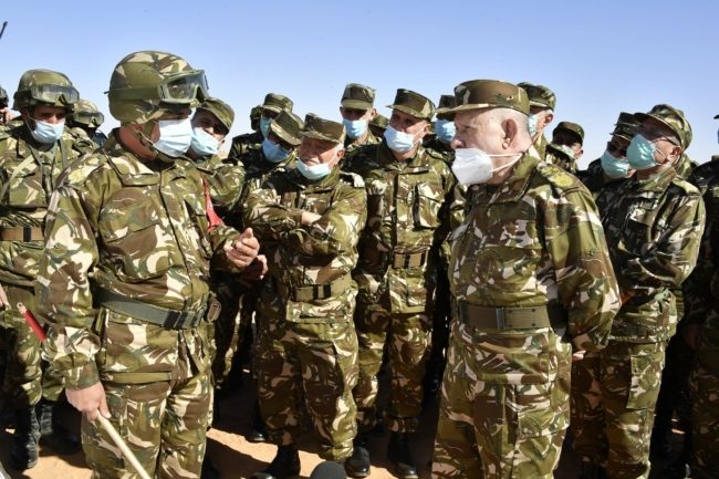 الجزائر تنفي نيتها إرسال قوات عسكرية للعمل تحت مظلة فرنسا.. وزارة الدفاع: نوايا خبيثة خلف ترويج ذلك