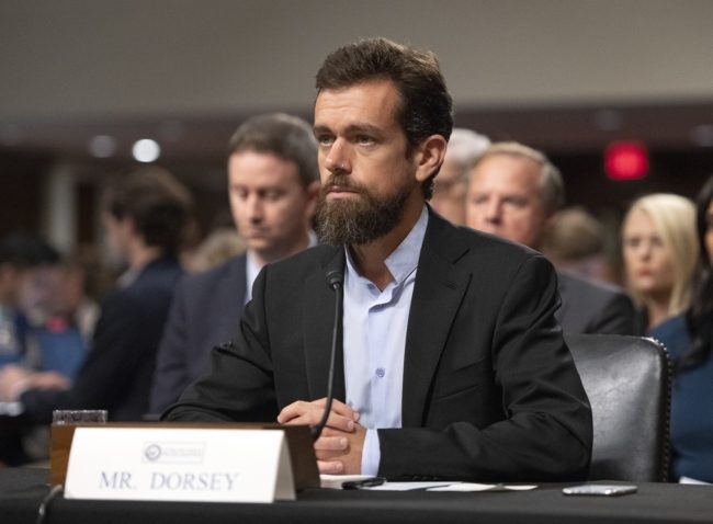 الرئيس التنفيذي لـ”تويتر” يتنحى عن منصبه بعد 16 عاماً: حان الوقت لتجاوز حقبة المؤسسين