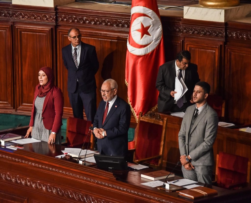 الغنوشي يدعو لإقامة نظام برلماني