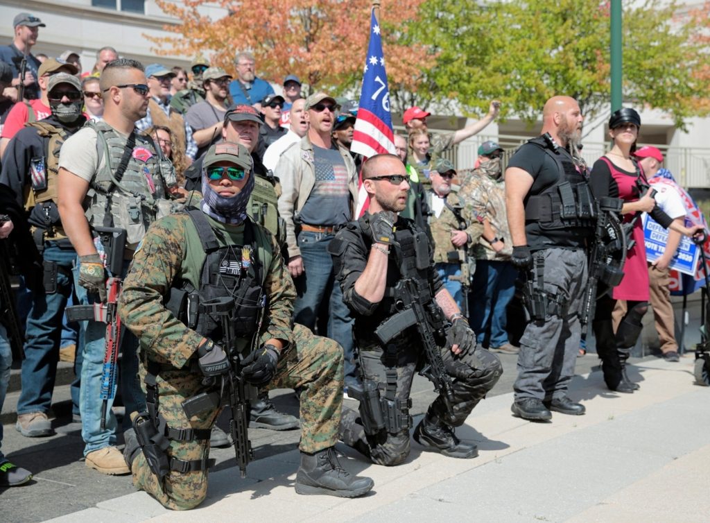 ميليشيات مؤيدة لترامب