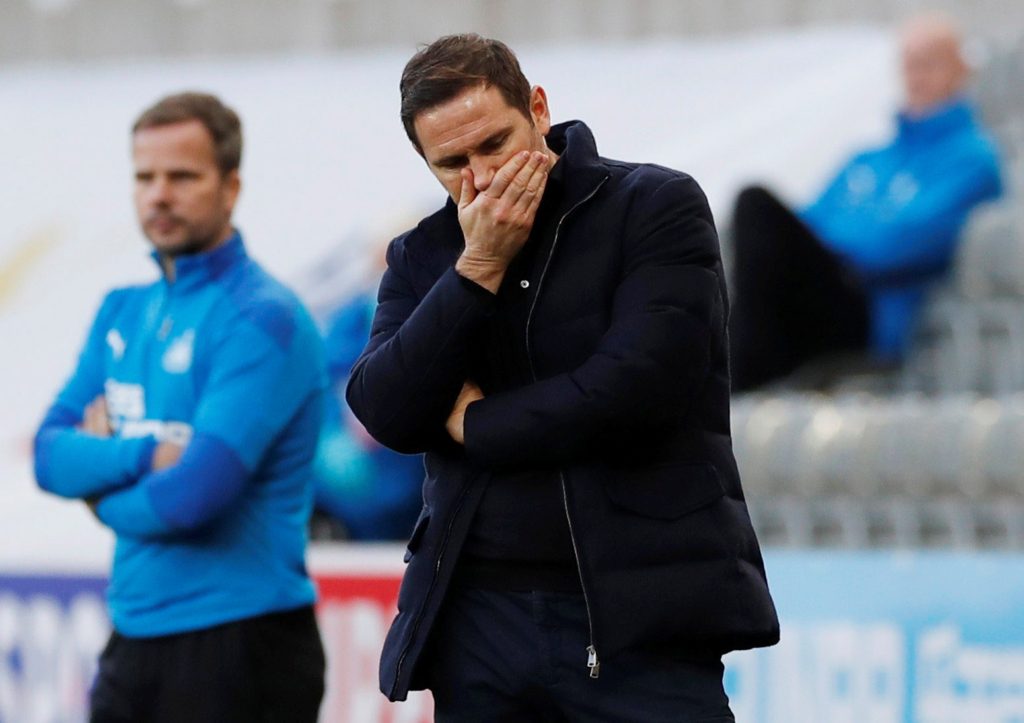 إقالة لامبارد من تدريب تشيلسي (رويترز)