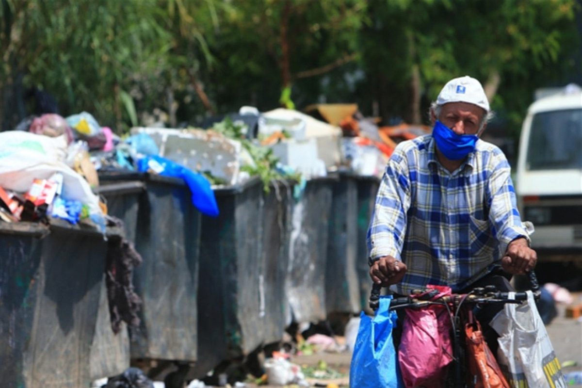 في ظل أزمات سياسية واقتصادية.. خبراء يحذرون من كارثة بيئية في لبنان سببها النفايات وتلوث المياه