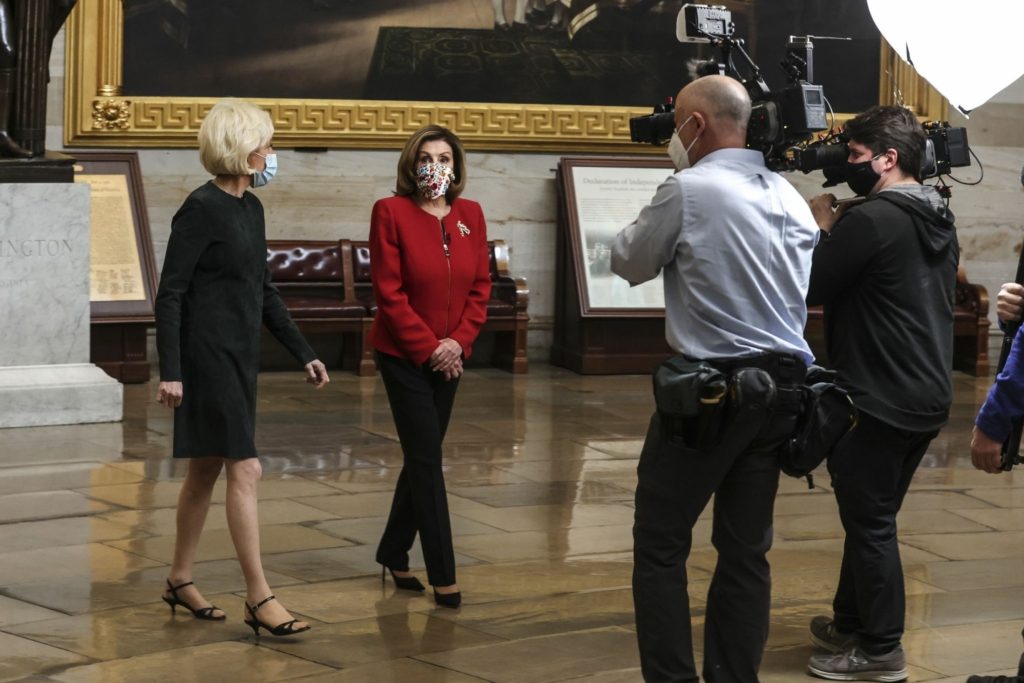 فيديو لبيلوسي داخل الكونغرس