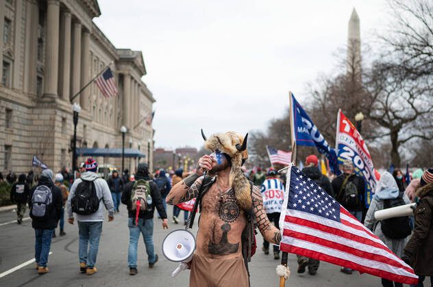 حركة كيو أنون