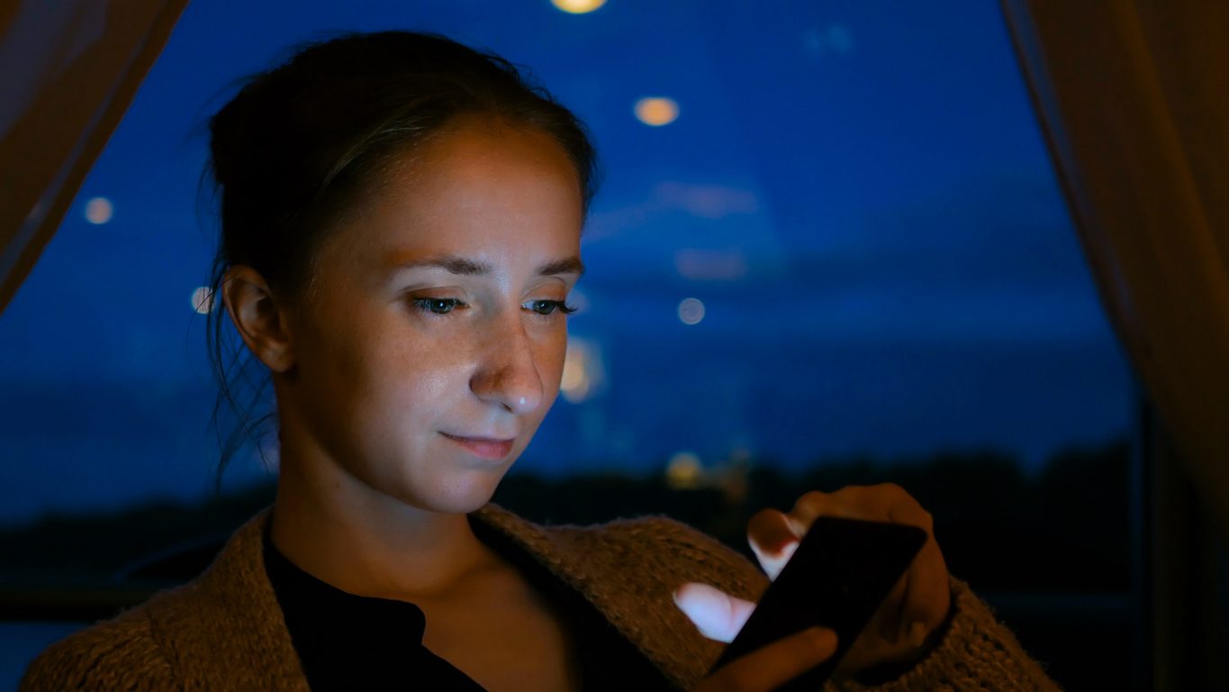 الضوء الأزرق