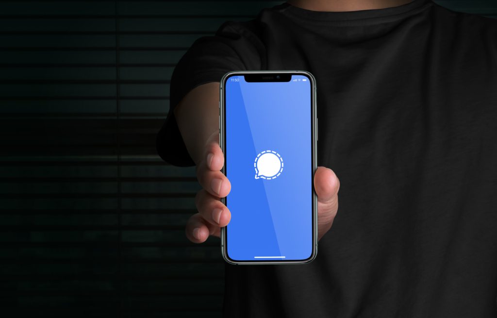 الإعدادات المهمة في سيغنال: 11 خطوة يُمكنك القيام بها لمزيد من الخصوصية