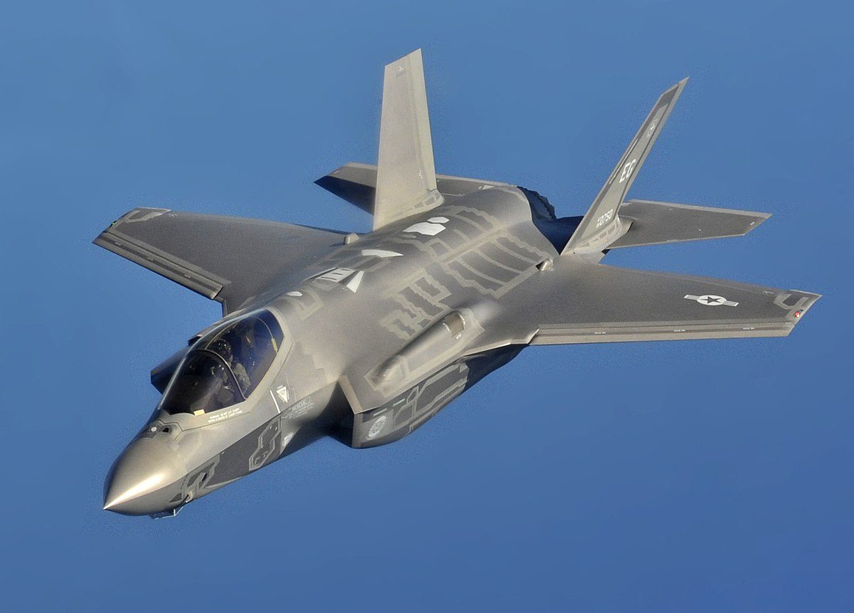 يوجد ثلاث نسخ من F 35/ويكيبيديا