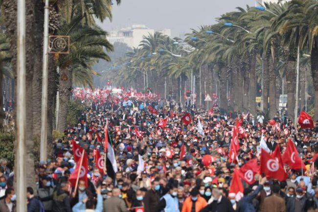 “الإله والمعنى في زمن الحداثة”.. هل فشلنا بسبب الاستعمار والقمع السياسي فقط؟