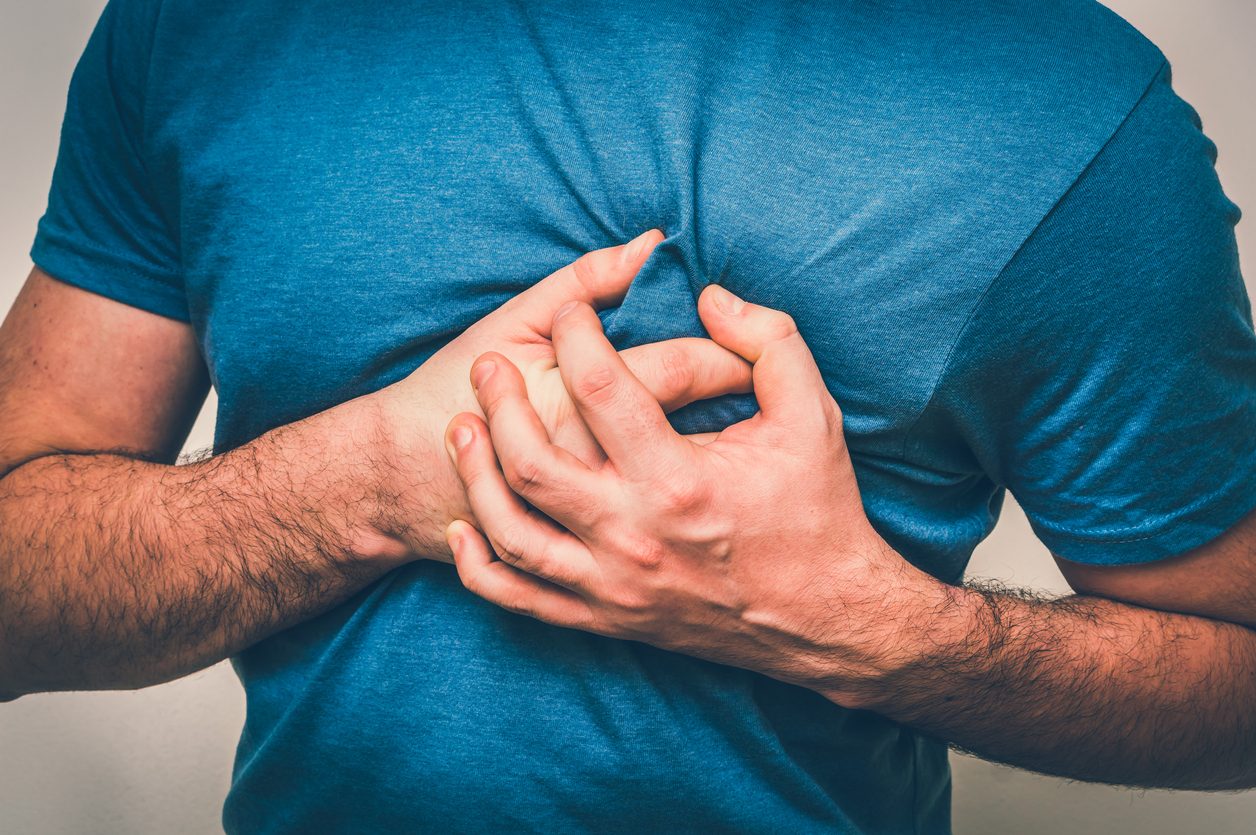 IStock/ عدم انتظام ضربات القلب قد يكون مؤشراً لنوبة قلبية