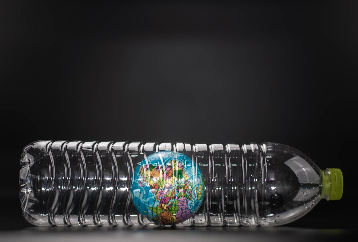 iStock/ البلاستيك أحادي الاستخدام