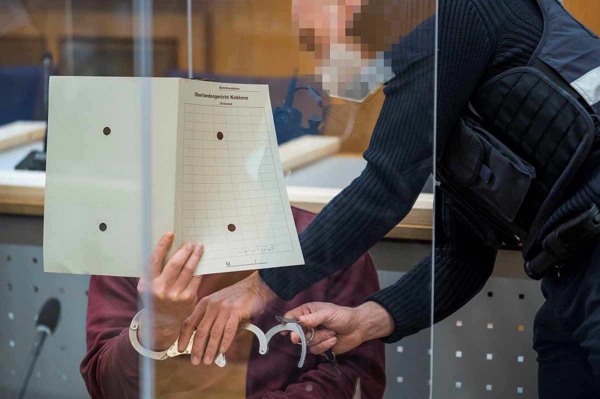 ألمانيا تدين مسؤولاً سورياً