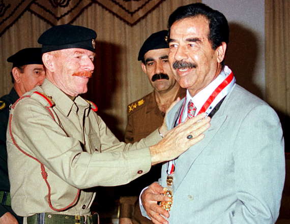صدام حسين اضطر للتنازل لشاه إيران في ترسيم الحدود بسبب دعم الأخير للأكراد/رويترز