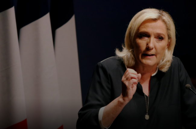 مارين لوبان المعادية للاجئين قد تهزم ماكرون.. استطلاع يبيّن فرصة اليمينية المتطرفة بالفوز بالرئاسة