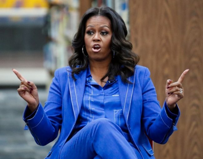 ميشيل أوباما تتعاطف مع ميغان: ما قالته أدمى قلبي، وهذا ما أطلبه منها هي والأمير هاري