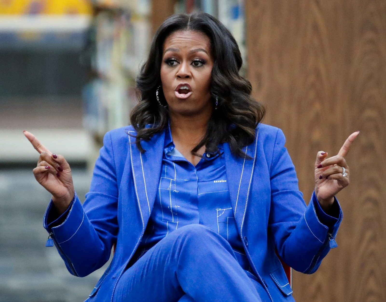 ميشيل أوباما تتعاطف مع ميغان