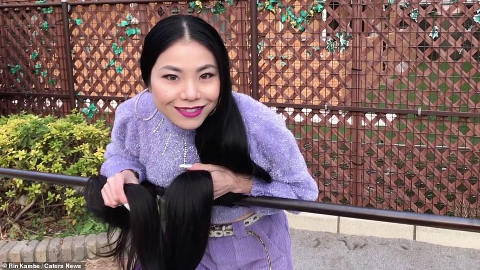 الفتاة اليابانية/ منصات التواصل