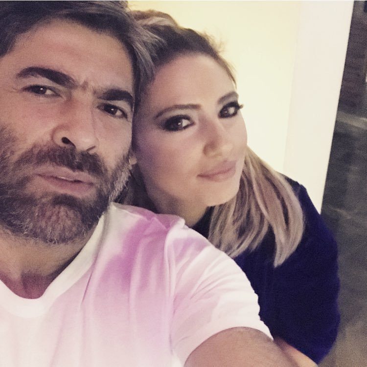 تويتر/ أنجيلا بشارة طليقة وائل كفوري