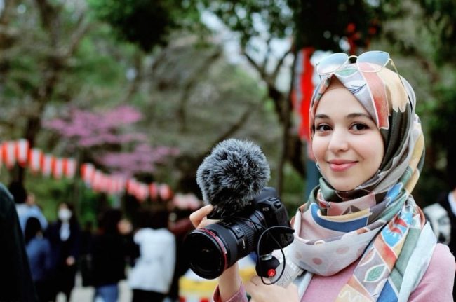 يجنون ملايين الدولارات من “يوتيوب” و”إنستغرام”.. الضرائب تُلاحق ثراء “مشاهير الويب” في المغرب