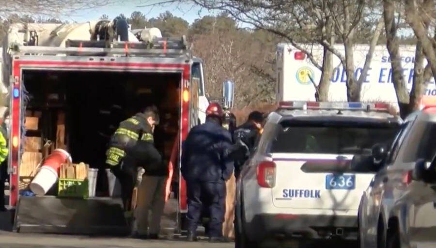 أصدقاء العامل الأمريكي حاولوا انقاذه/ منصات التواصل