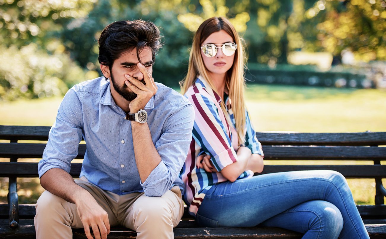 لماذا تبتعد عنك النساء؟